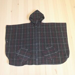 Kial Hooded Tartan Pancho in Gray, White & Red Size Small/Medium